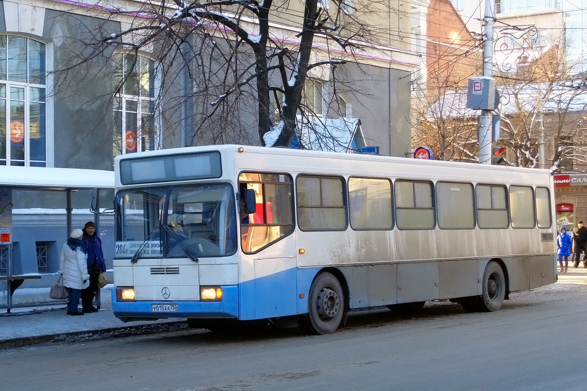 Saratov region, GolAZ-AKA-52251 č. У 015 АА 750