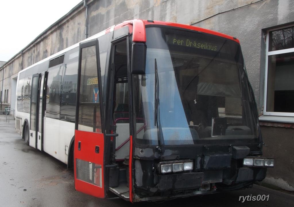 Литва, Neoplan N316LNF Regioliner № 184