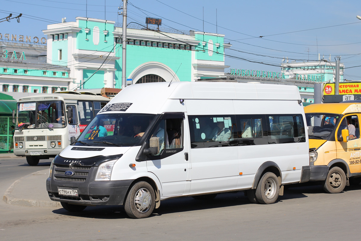 Obwód nowosybirski, Nizhegorodets-222709  (Ford Transit) Nr С 196 КХ 154