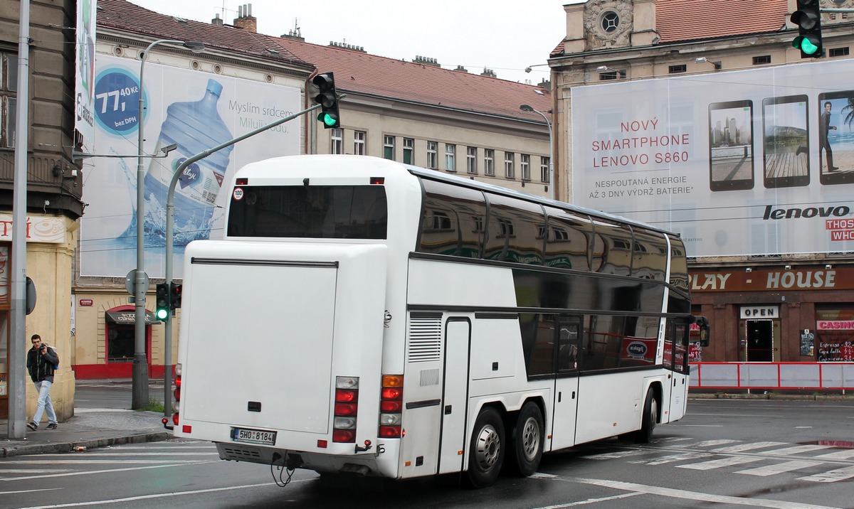 Чехия, Neoplan N122/3 Skyliner № 5H0 8184