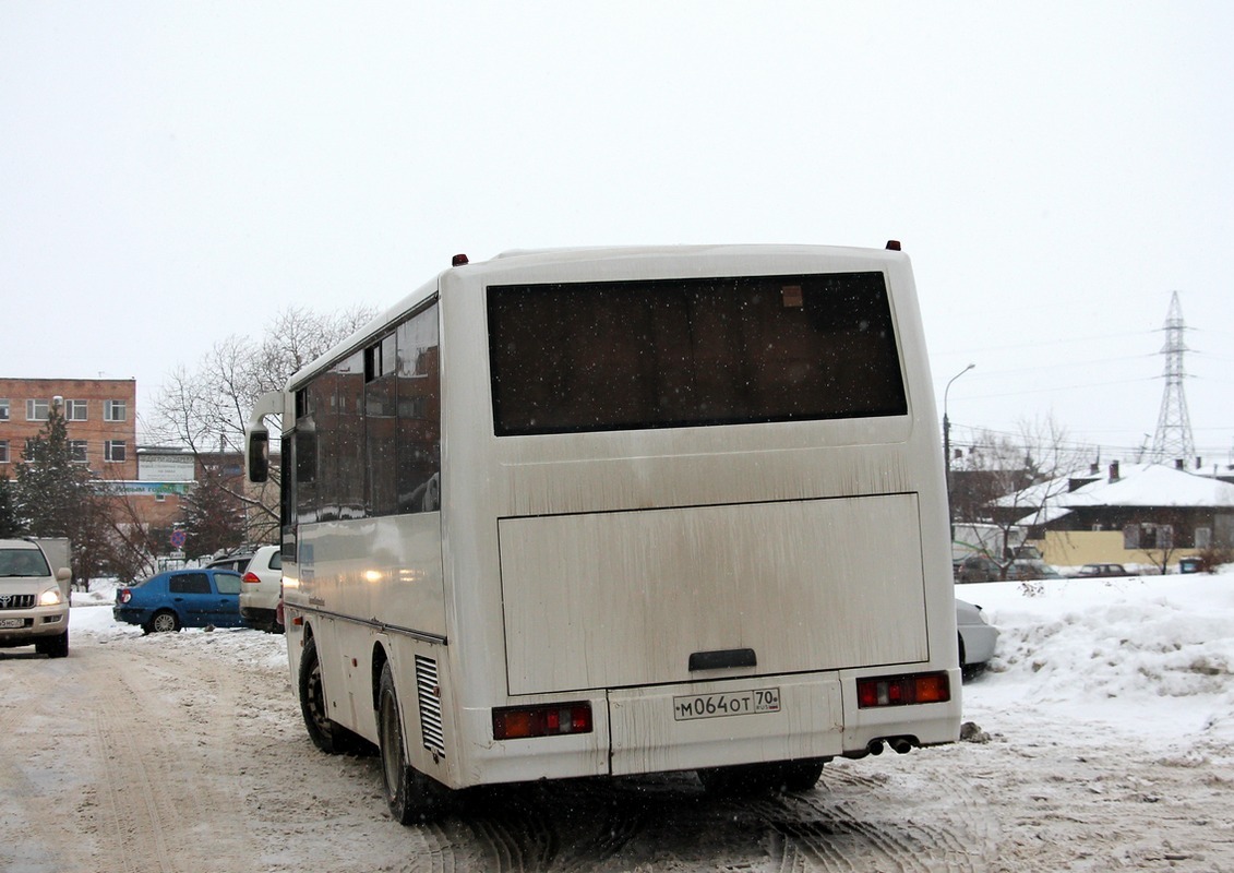 Томская область, КАвЗ-4235-32 № М 064 ОТ 70