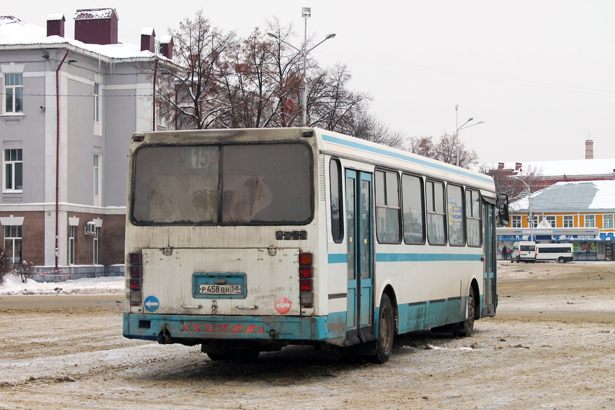 Пензенская область, ЛиАЗ-5256.00-11 № Р 458 ВН 58