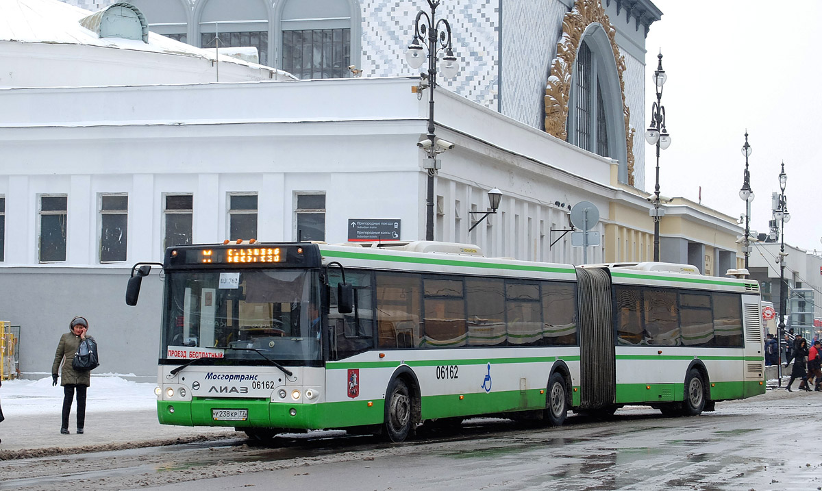 Moskwa, LiAZ-6213.22 Nr 030762