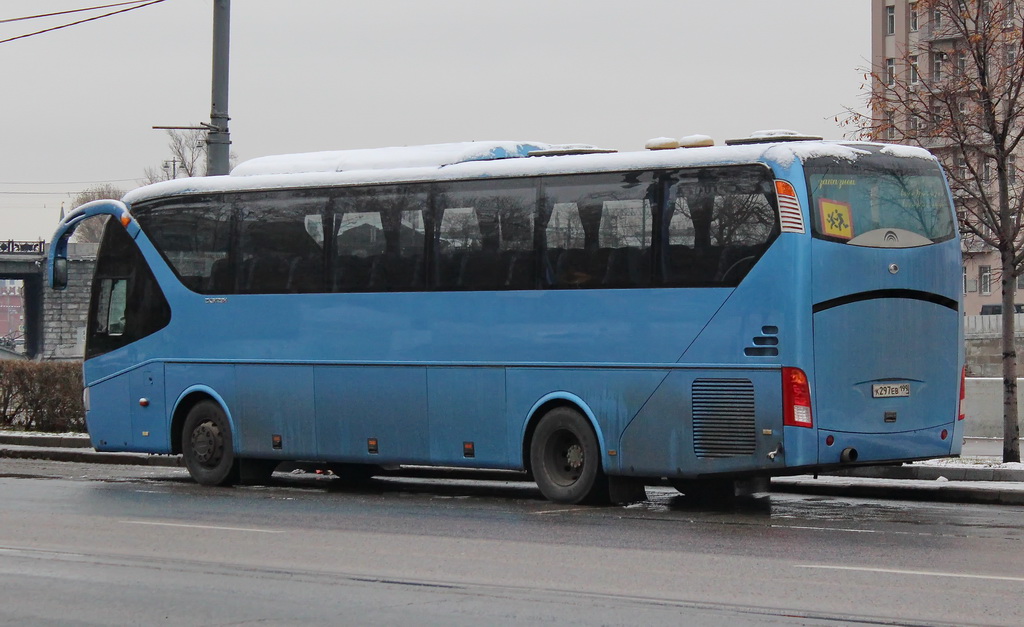 Москва, Yutong ZK6129H № К 297 ЕВ 199