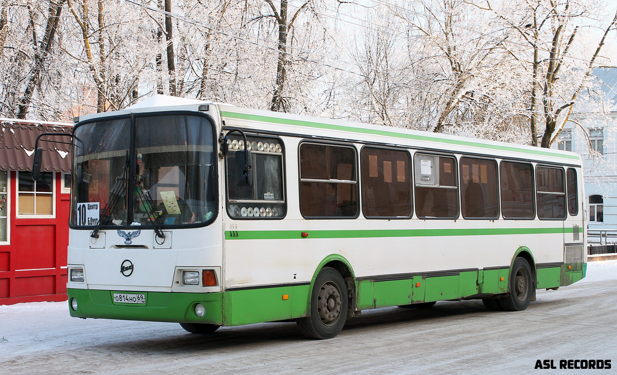 Тверская область, ЛиАЗ-5256.45 № О 814 НО 69