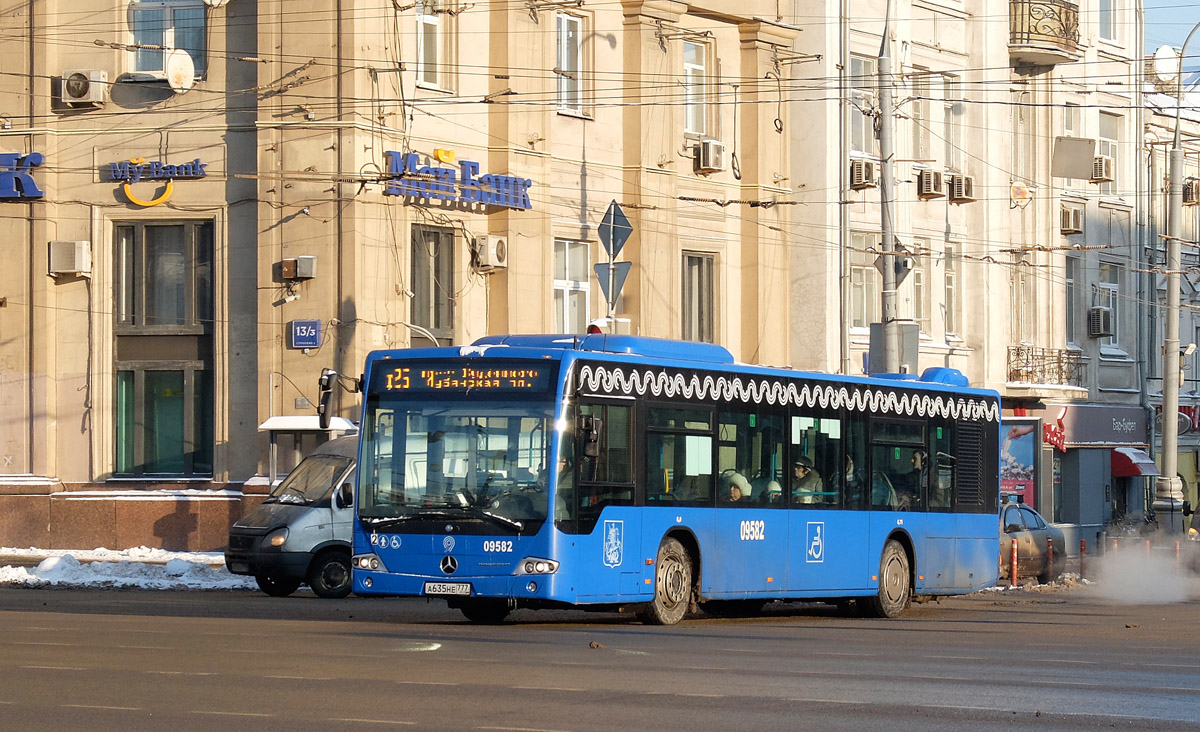 Москва, Mercedes-Benz Conecto II № 09582