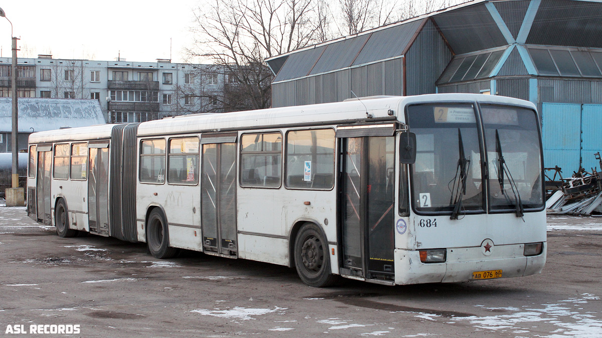 Псковская область, Mercedes-Benz O345G № 684