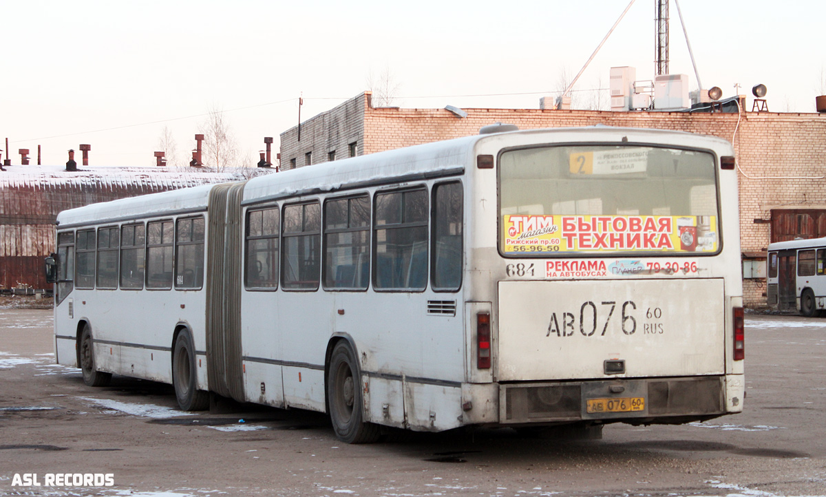 Псковская область, Mercedes-Benz O345G № 684