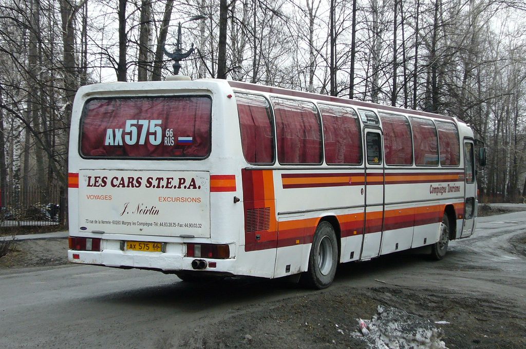 Свердловская область, Mercedes-Benz O303-15KHP-A № АХ 575 66