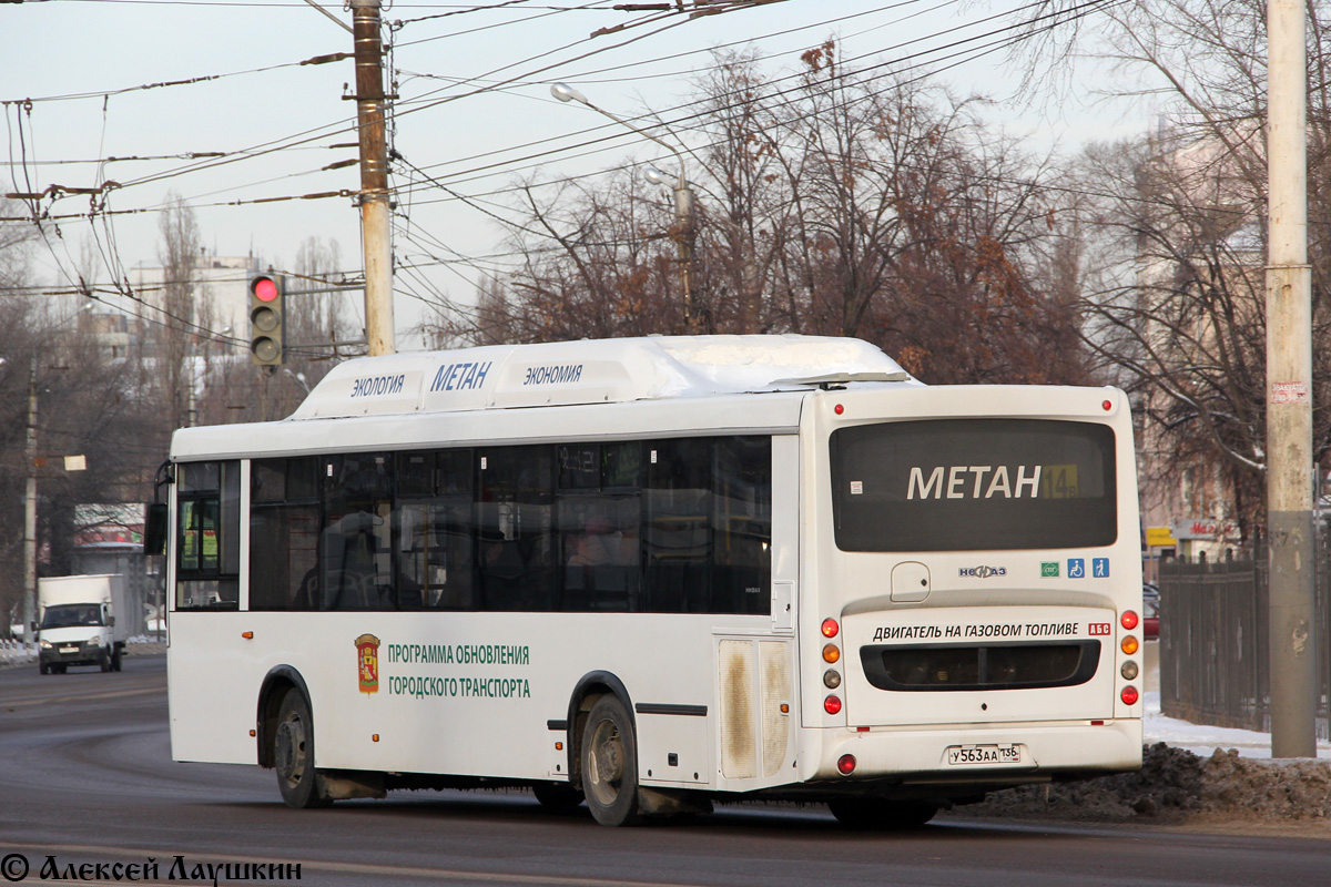 Voronezh region, NefAZ-5299-30-51 Nr. У 563 АА 136