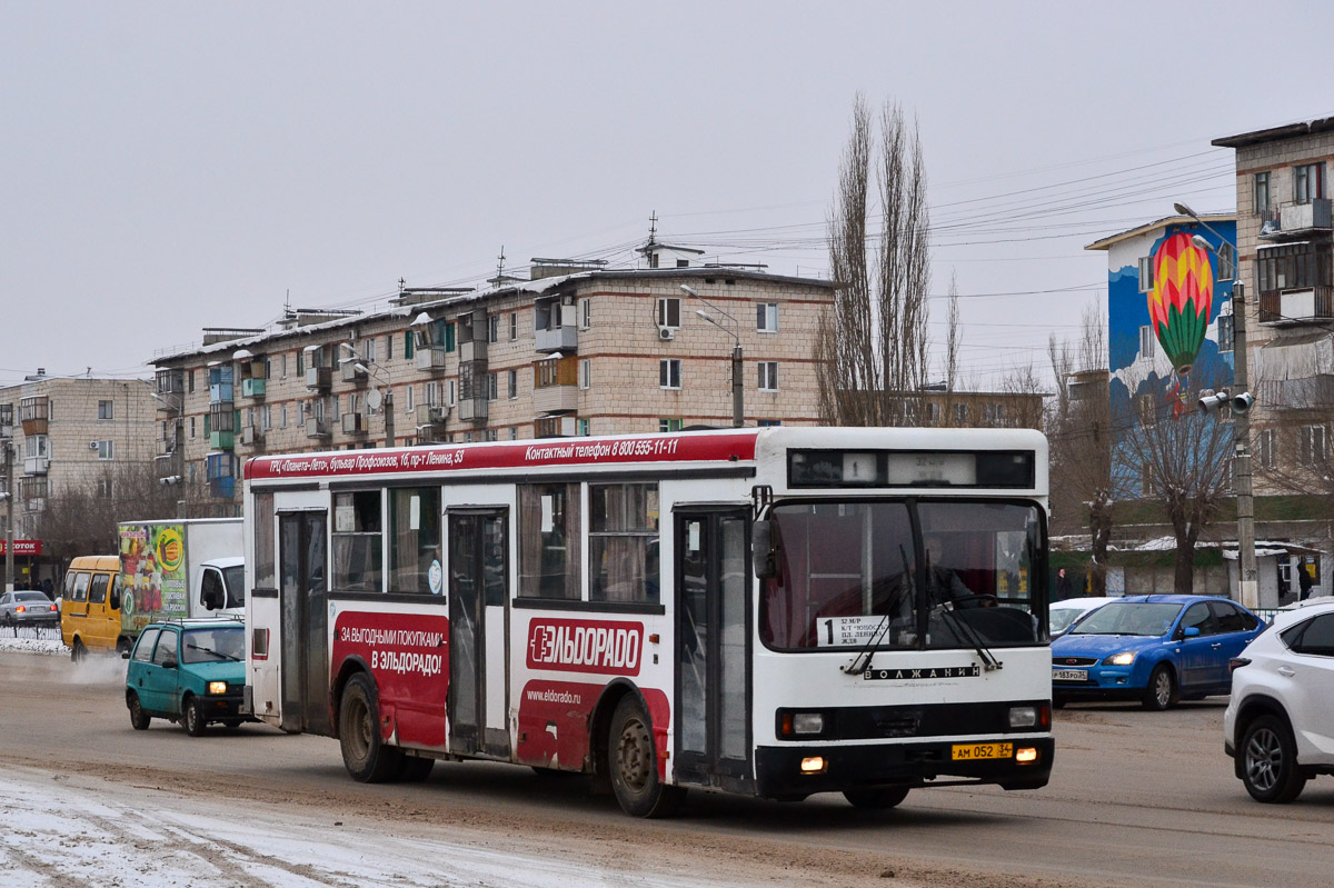 Волгоградская область, Волжанин-5270-10-02 № 320