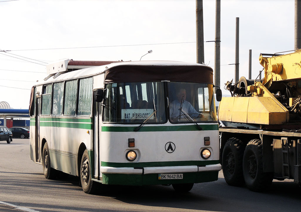 Ровненская область, ЛАЗ-695Н № BK 9642 BA