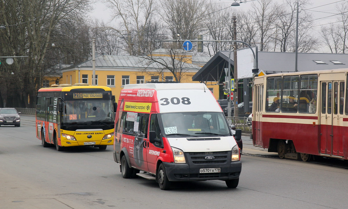 Санкт-Петербург, Нижегородец-222709  (Ford Transit) № О 570 ТА 178