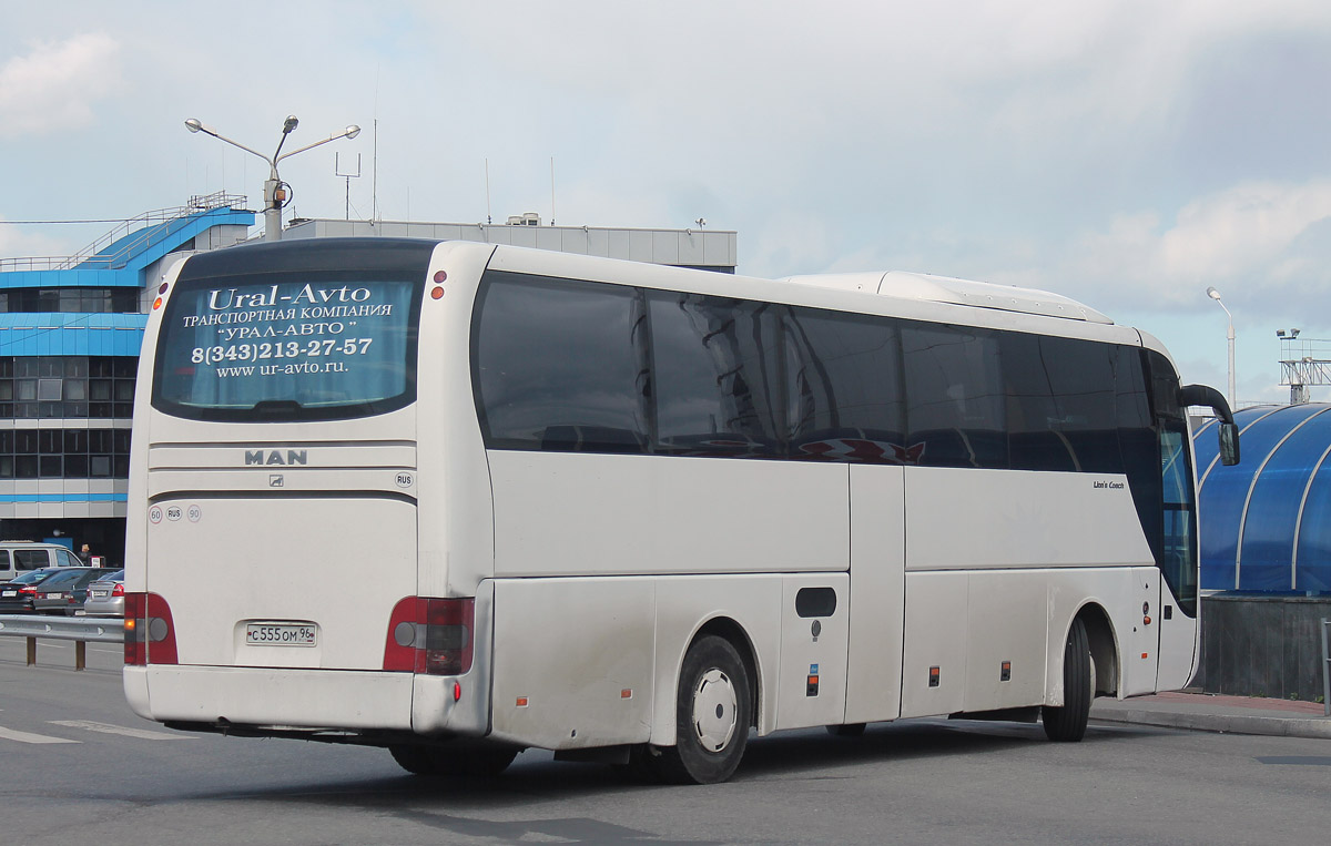 Свердловская область, MAN R07 Lion's Coach RHC444 № С 555 ОМ 96