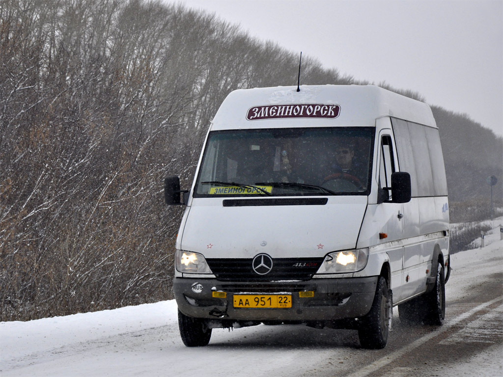 Алтайский край, Mercedes-Benz Sprinter W904 413CDI № АА 951 22