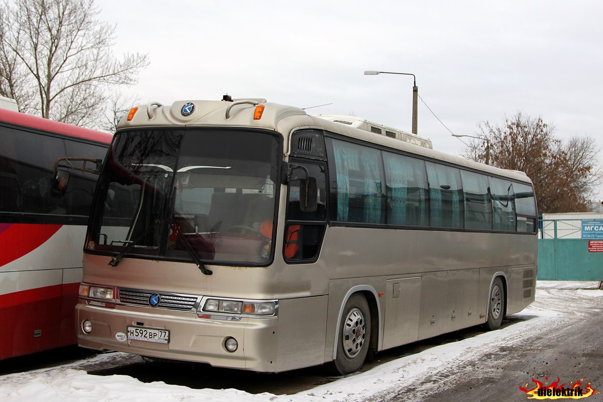 Москва, Kia AM949S Granbird SD II № Н 592 ВР 77