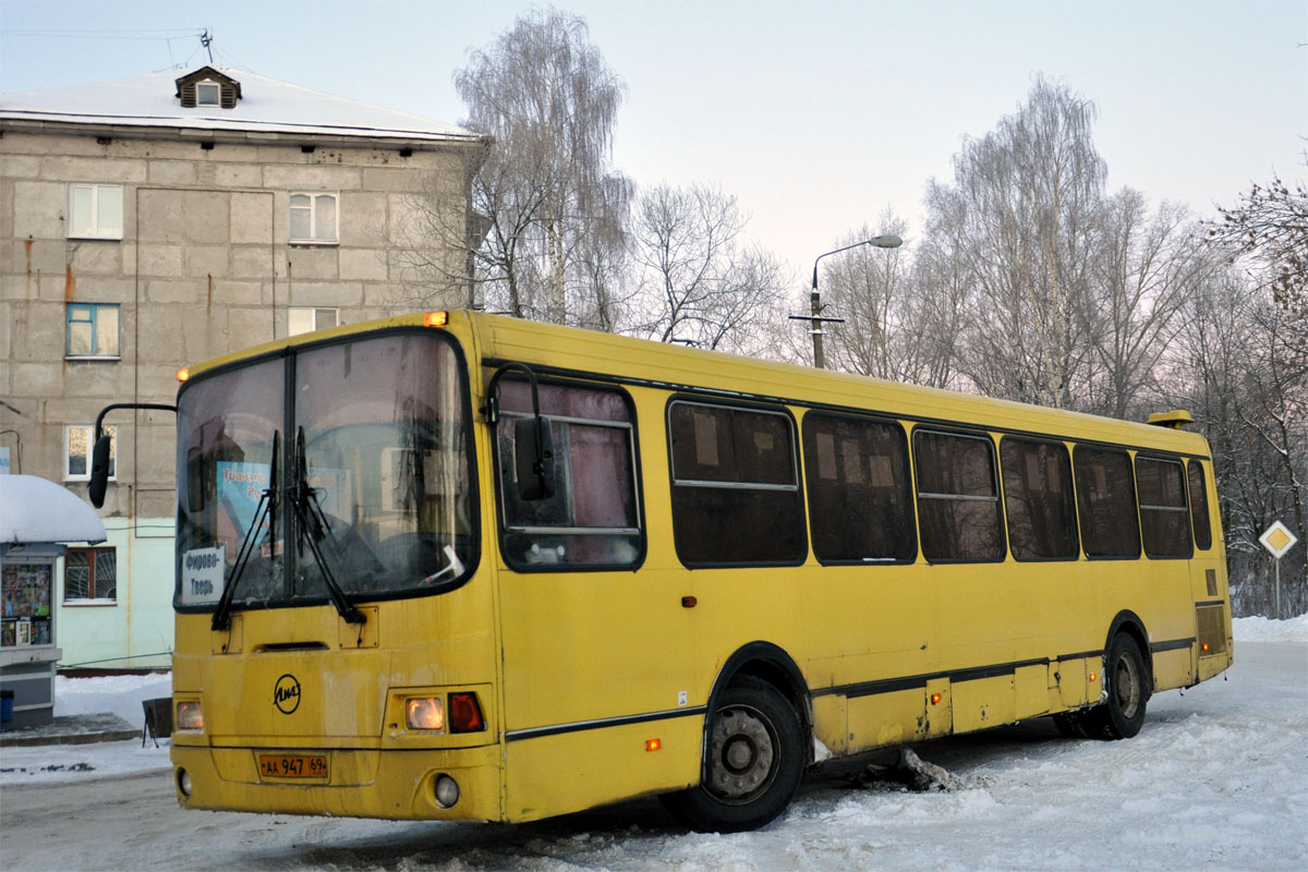 Тверская область, ЛиАЗ-5256.36-01 № АА 947 69