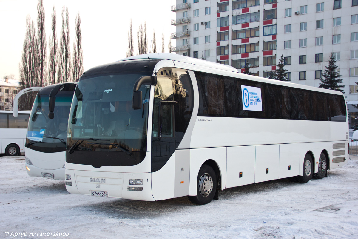 Свердловская область, MAN R08 Lion's Coach L RHC444 L № С 745 УО 96