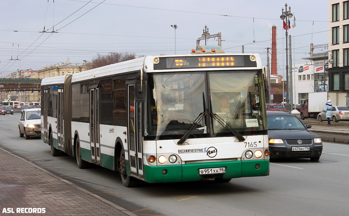 Санкт-Петербург, ЛиАЗ-6213.20 № 7165