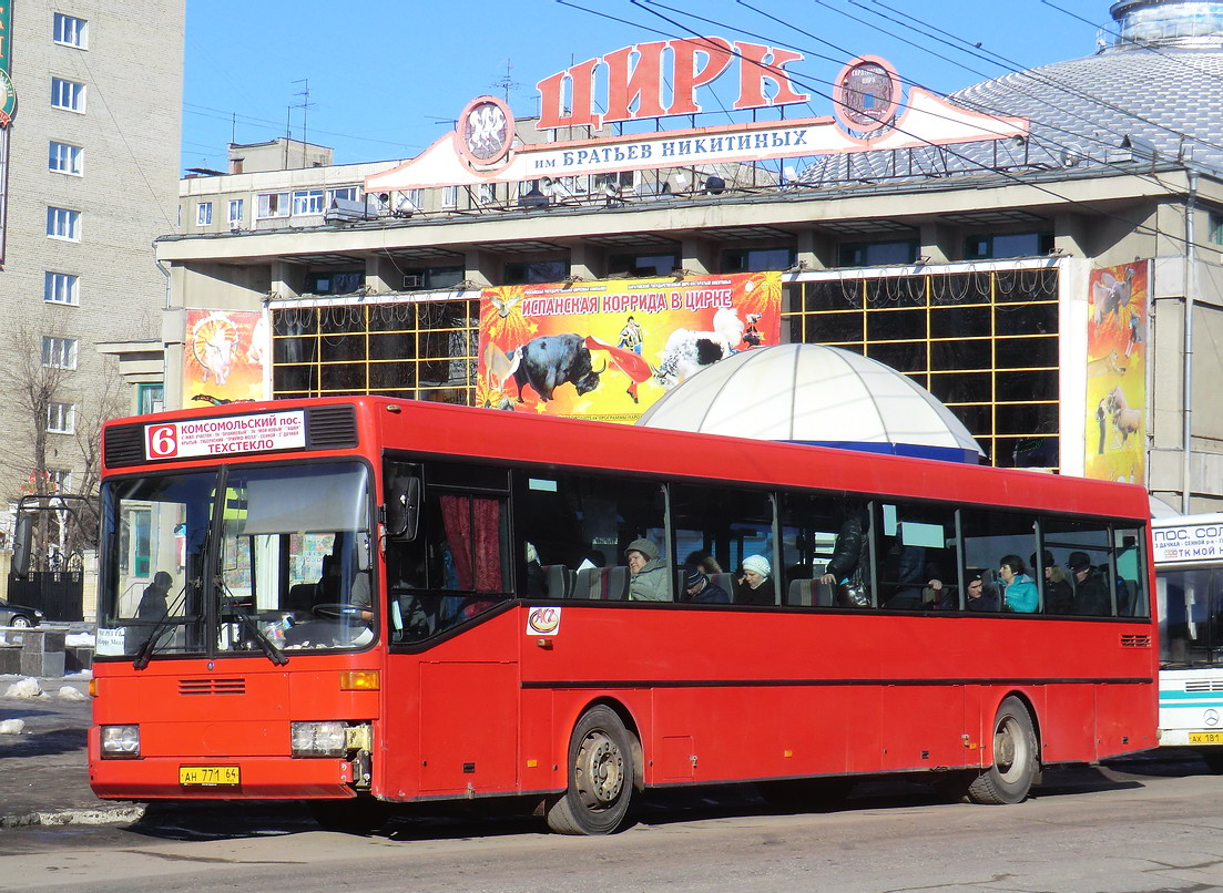 Saratov region, Mercedes-Benz O407 # АН 771 64