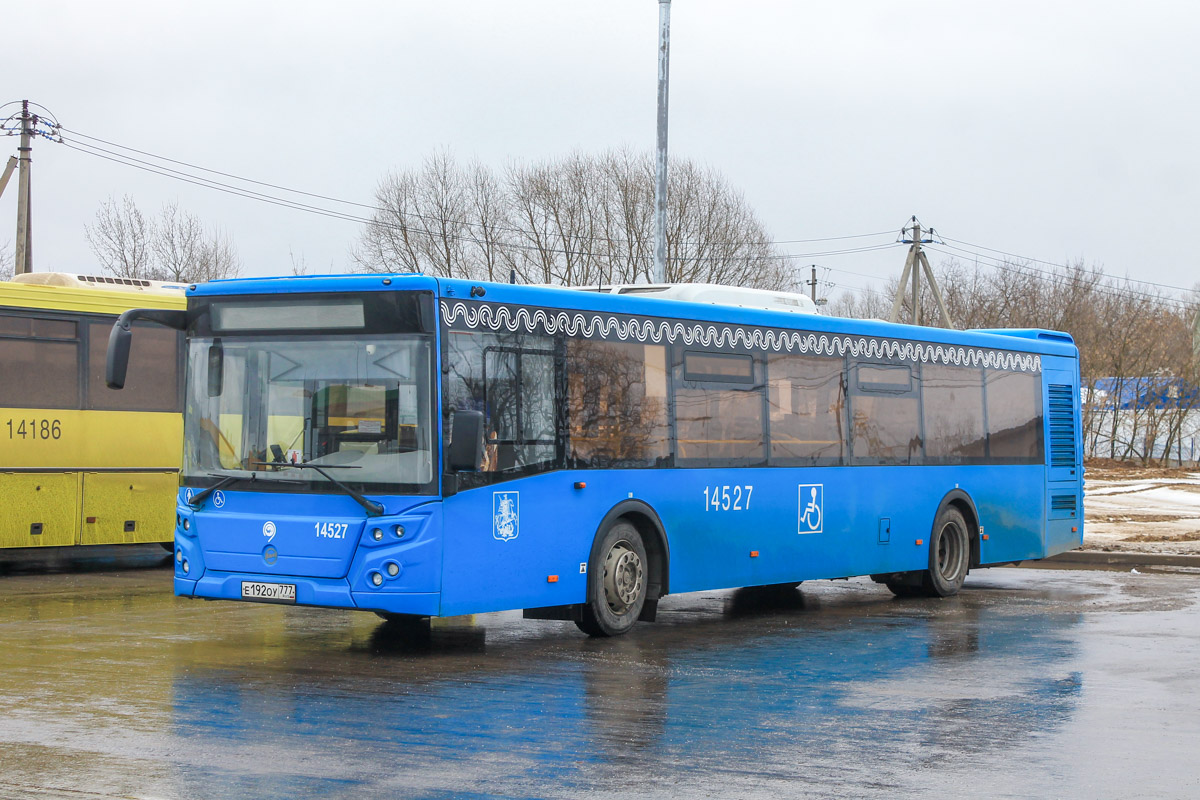 Moskau, LiAZ-5292.22 (2-2-2) Nr. 14527