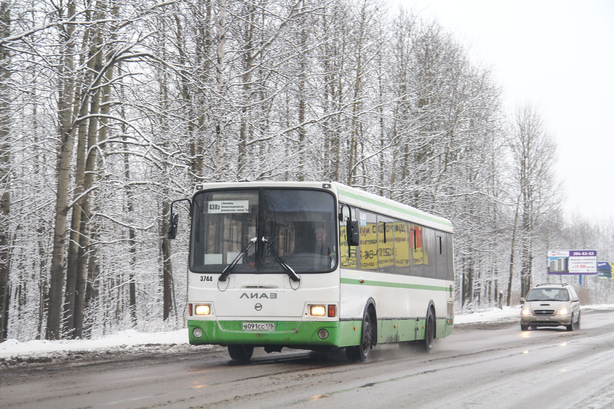 Санкт-Петербург, ЛиАЗ-5256.60 № 3744