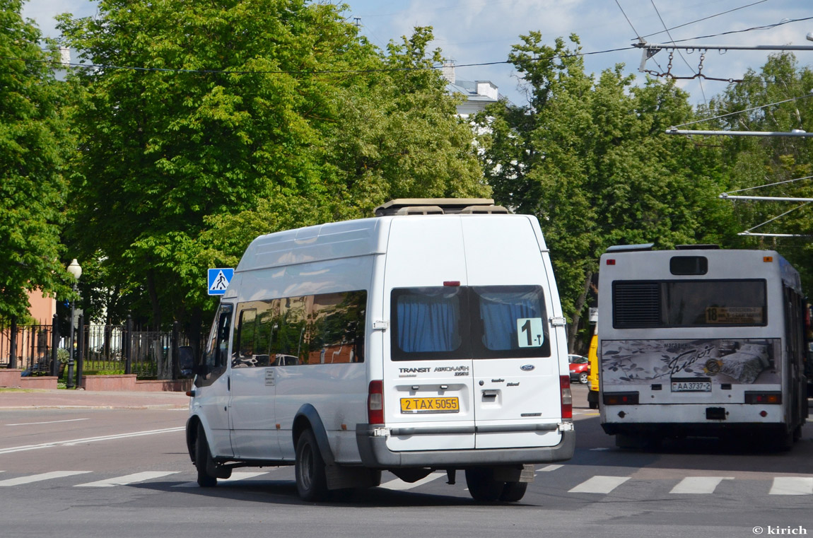 Витебская область, Самотлор-НН-3236 (Ford Transit) № 2 ТАХ 5055; Витебская область, МАЗ-103.062 № 010952