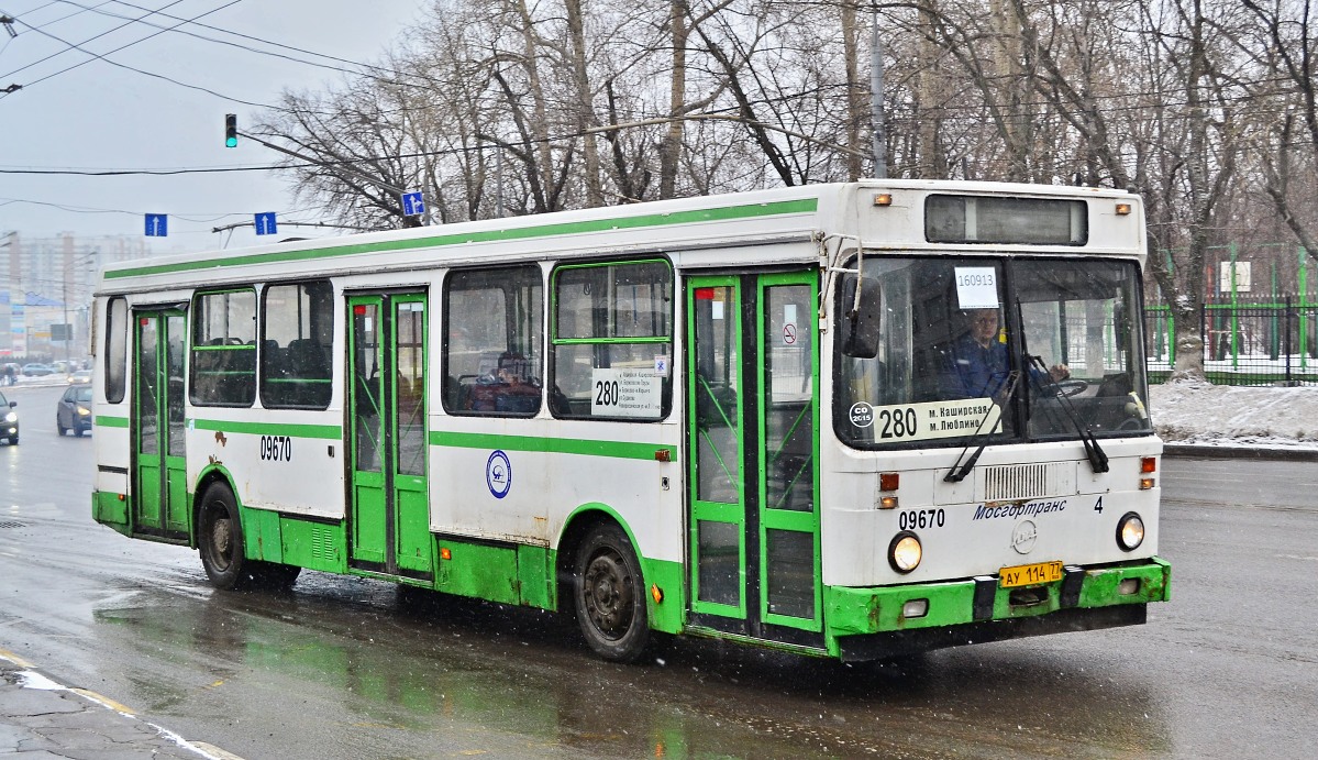 Moscow, LiAZ-5256.25 # 160913