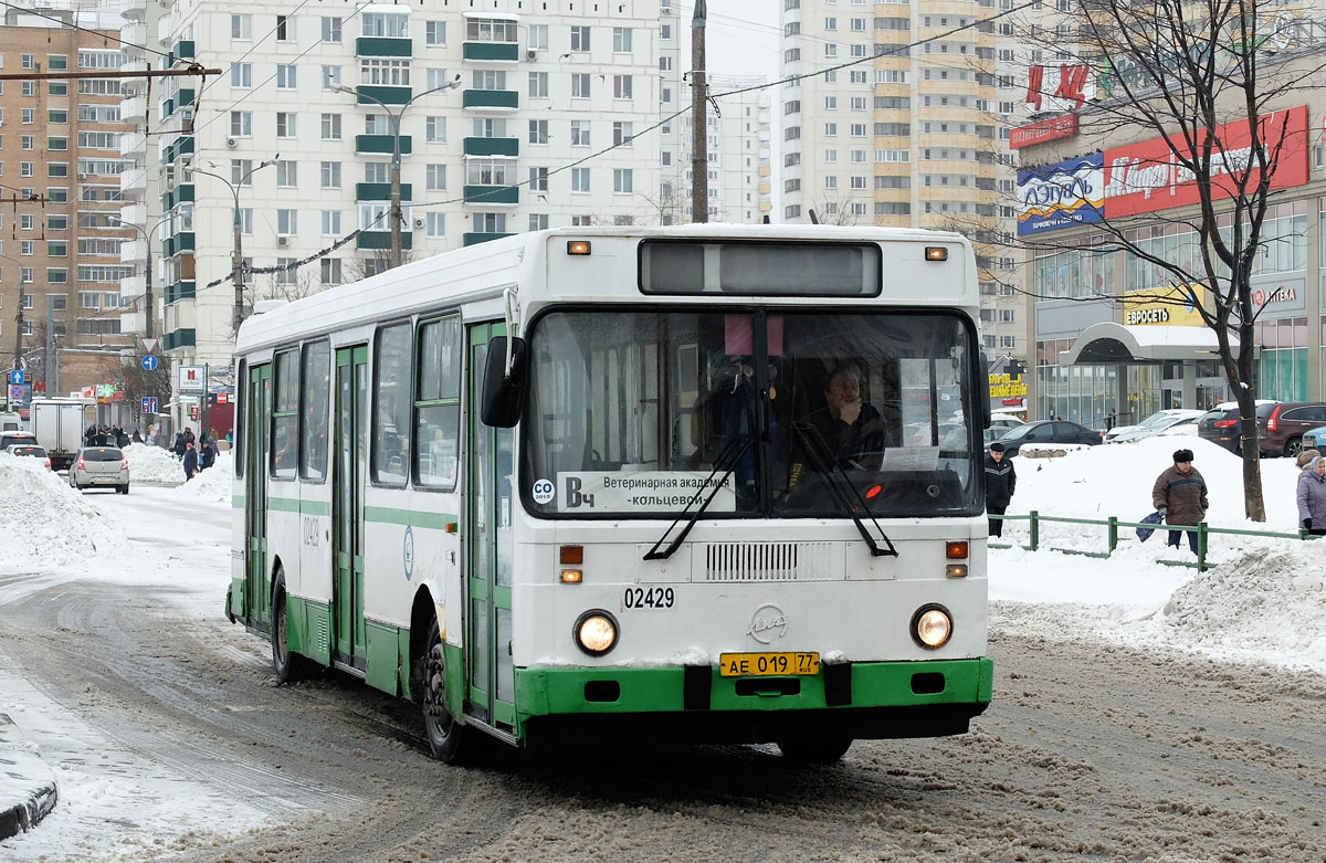 Москва, ЛиАЗ-5256.25 № 02429