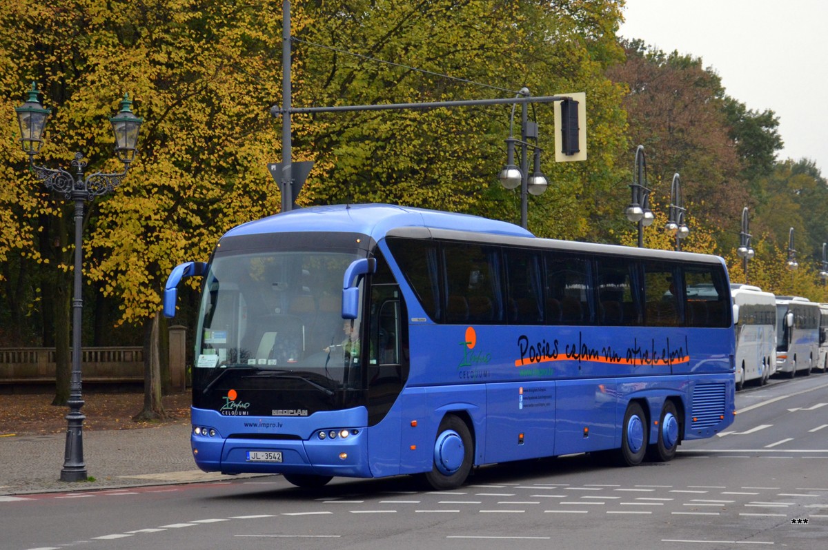 Латвия, Neoplan P20 N2216/3SHDC Tourliner SHDC № JL-3542