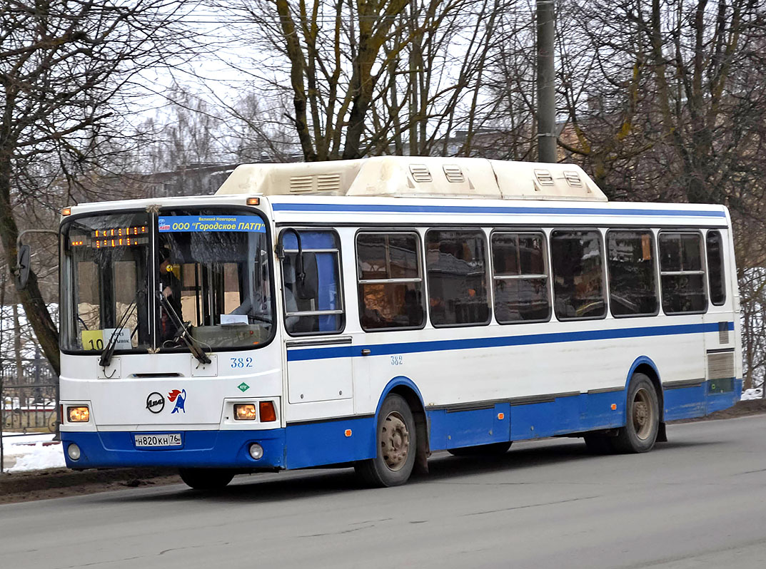 Новгородская область, ЛиАЗ-5256.57 № 382