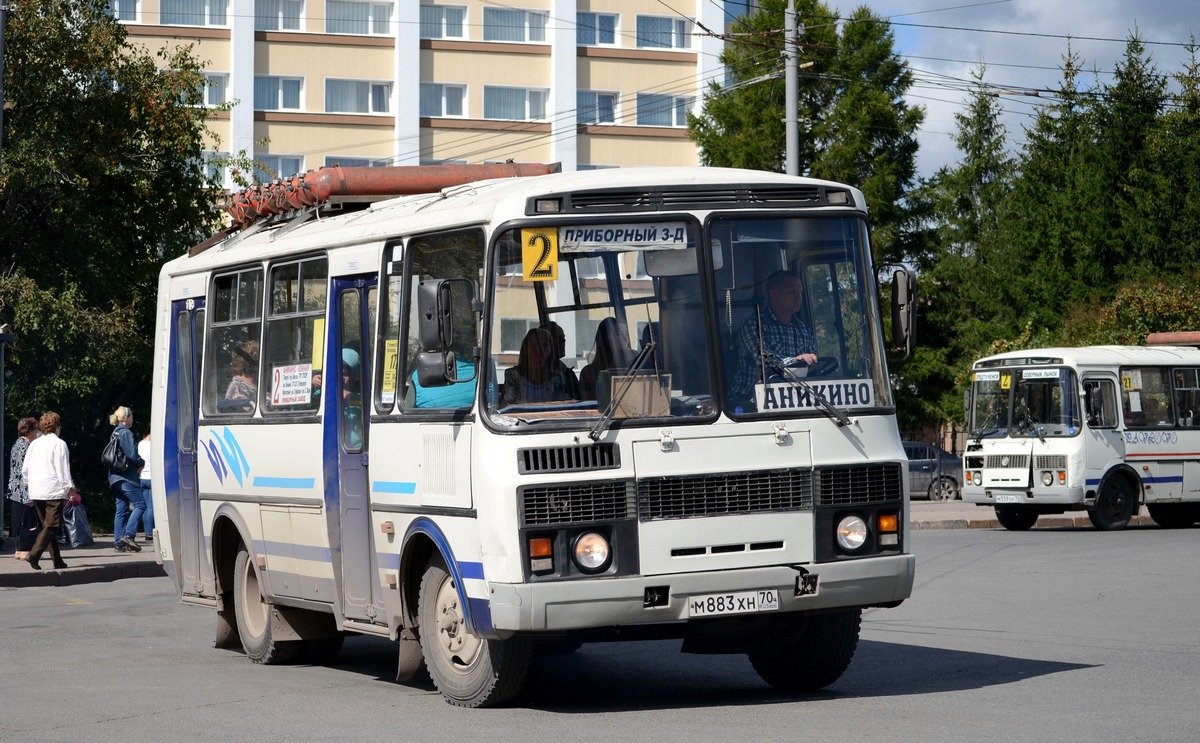 Tomsk region, PAZ-32054 # М 883 ХН 70