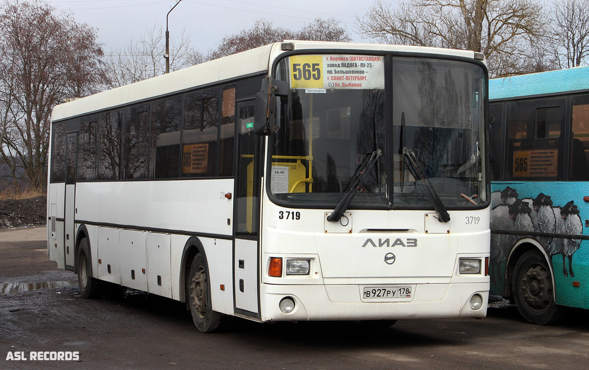 Sankt Petersburg, LiAZ-5256.61 Nr 3719