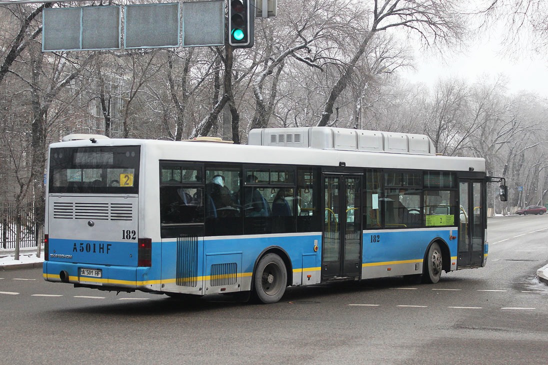 Алматы, Yutong ZK6120HGM № 182