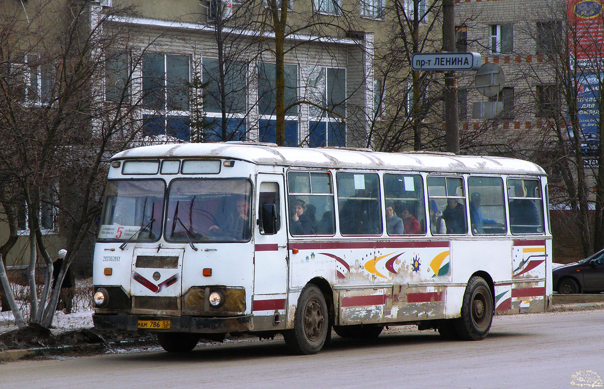 Ніжагародская вобласць, ЛиАЗ-677М (БАРЗ) № АМ 786 52