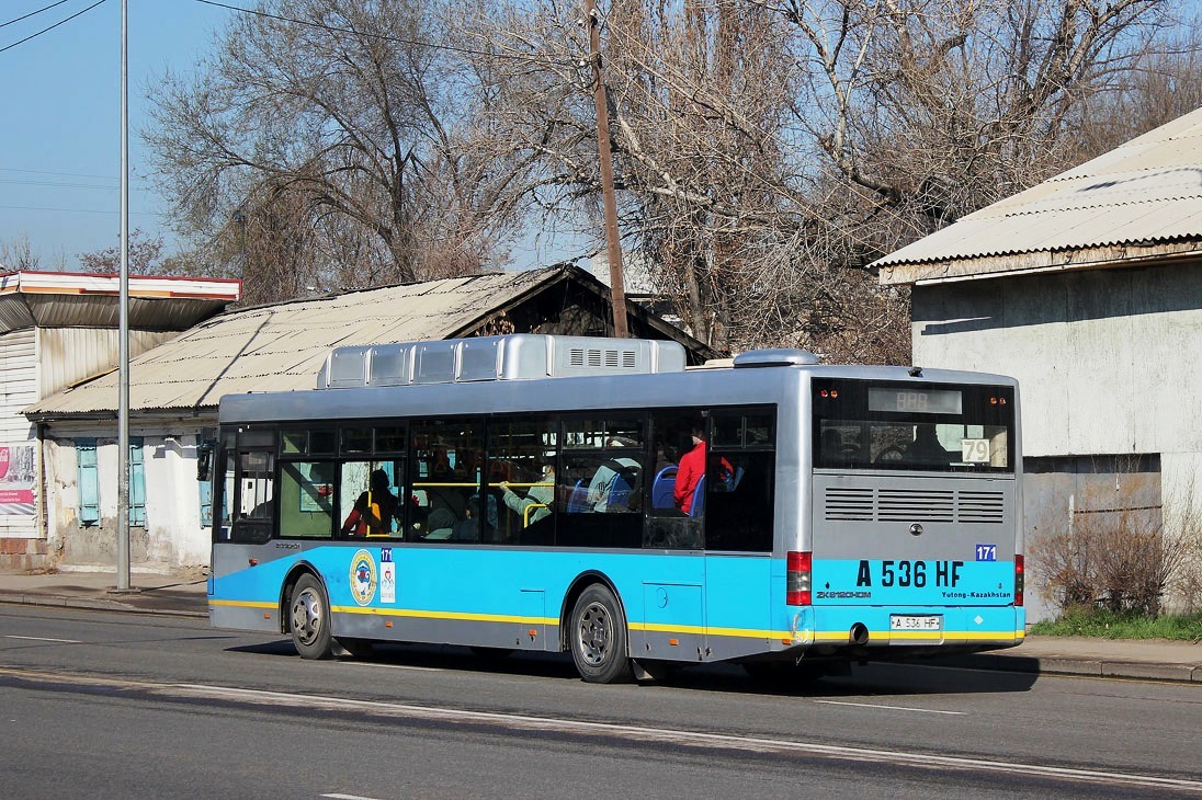 Almaty, Yutong ZK6120HGM № 171