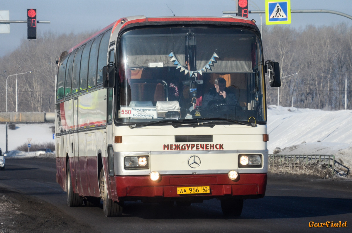 Kemerovo region - Kuzbass, Mercedes-Benz O303-15RHD č. 301