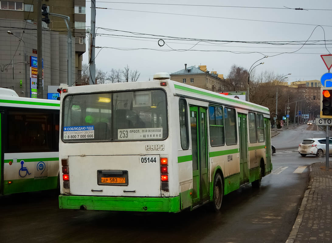 Москва, ЛиАЗ-5256.25 № 05144