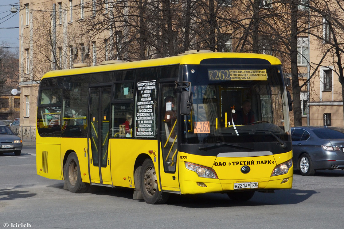 Санкт-Петербург, Yutong ZK6852HG № В 221 АР 178