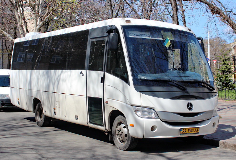 Киев, MCV 260 R № AA 1000 AA
