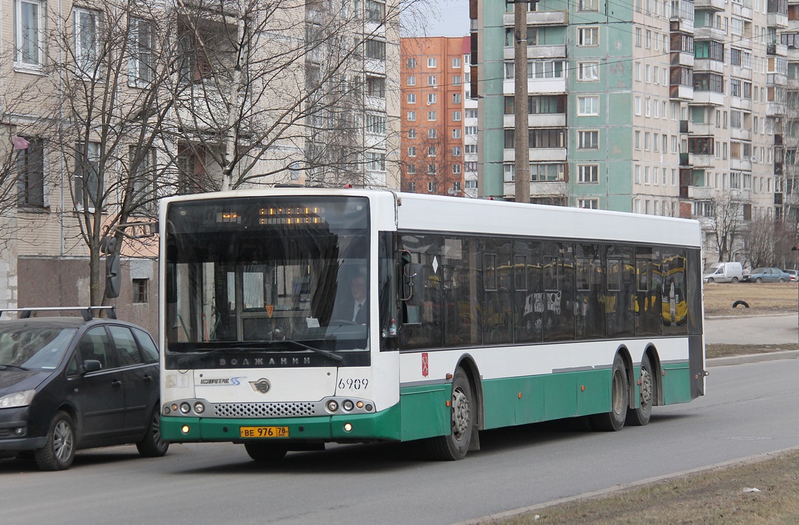 Санкт-Петербург, Волжанин-6270.06 