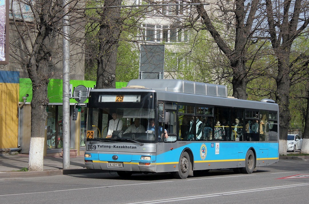 Алматы, Yutong ZK6120HGM № 169