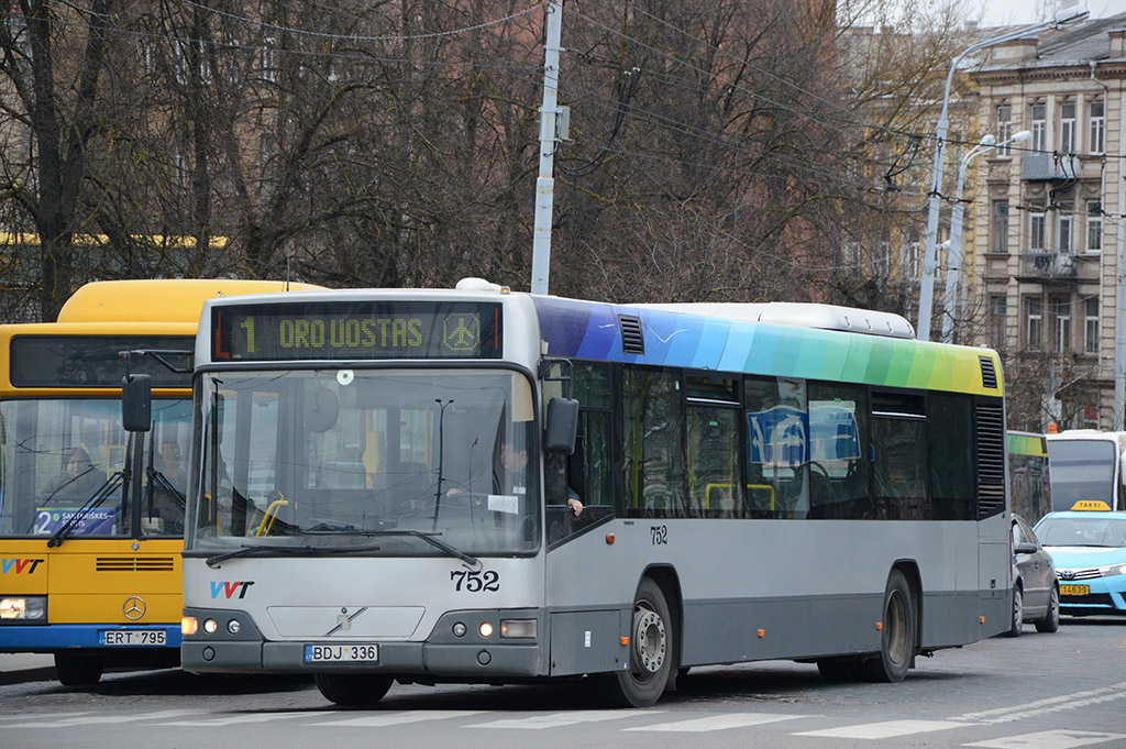 Литва, Volvo 7700 № 752