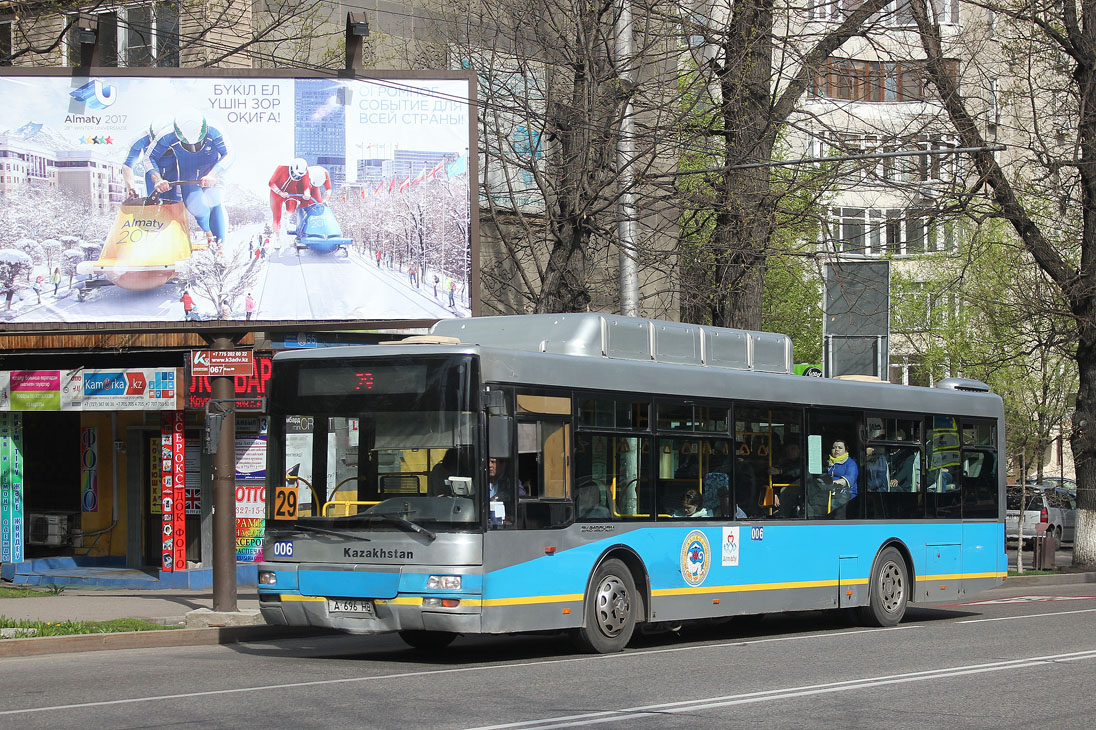 Алматы, Yutong ZK6120HGM № 006