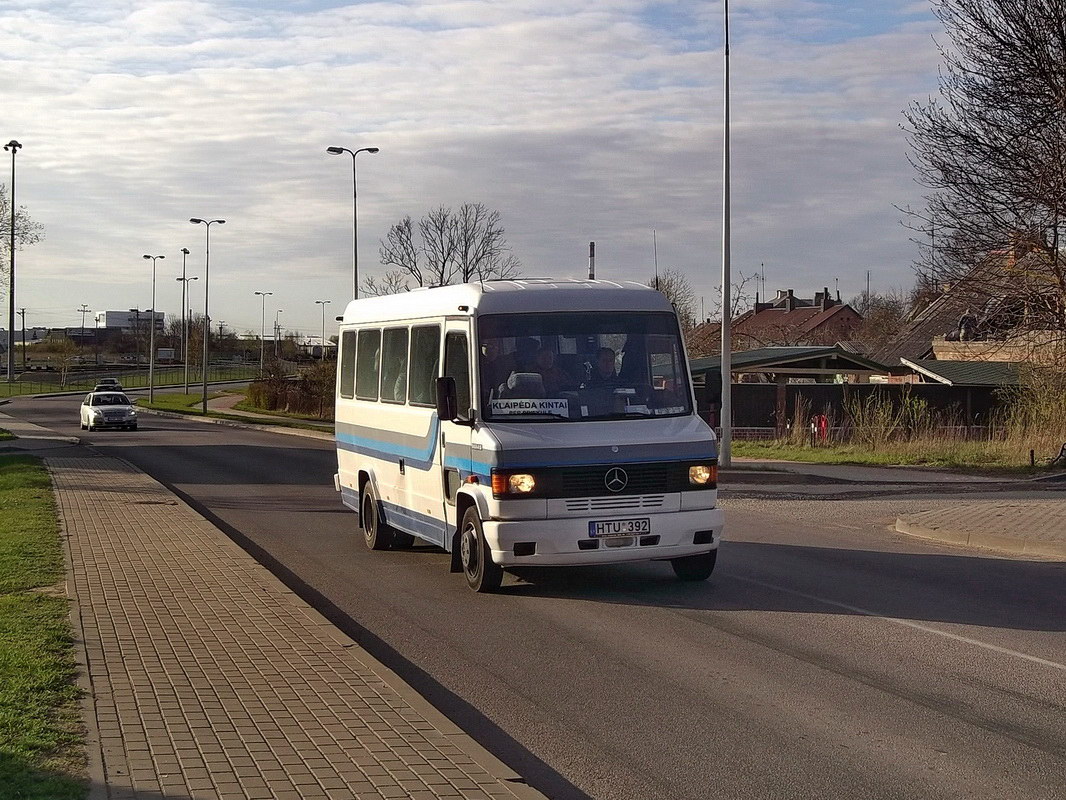 Литва, Mercedes-Benz T2 O614D № HTU 392