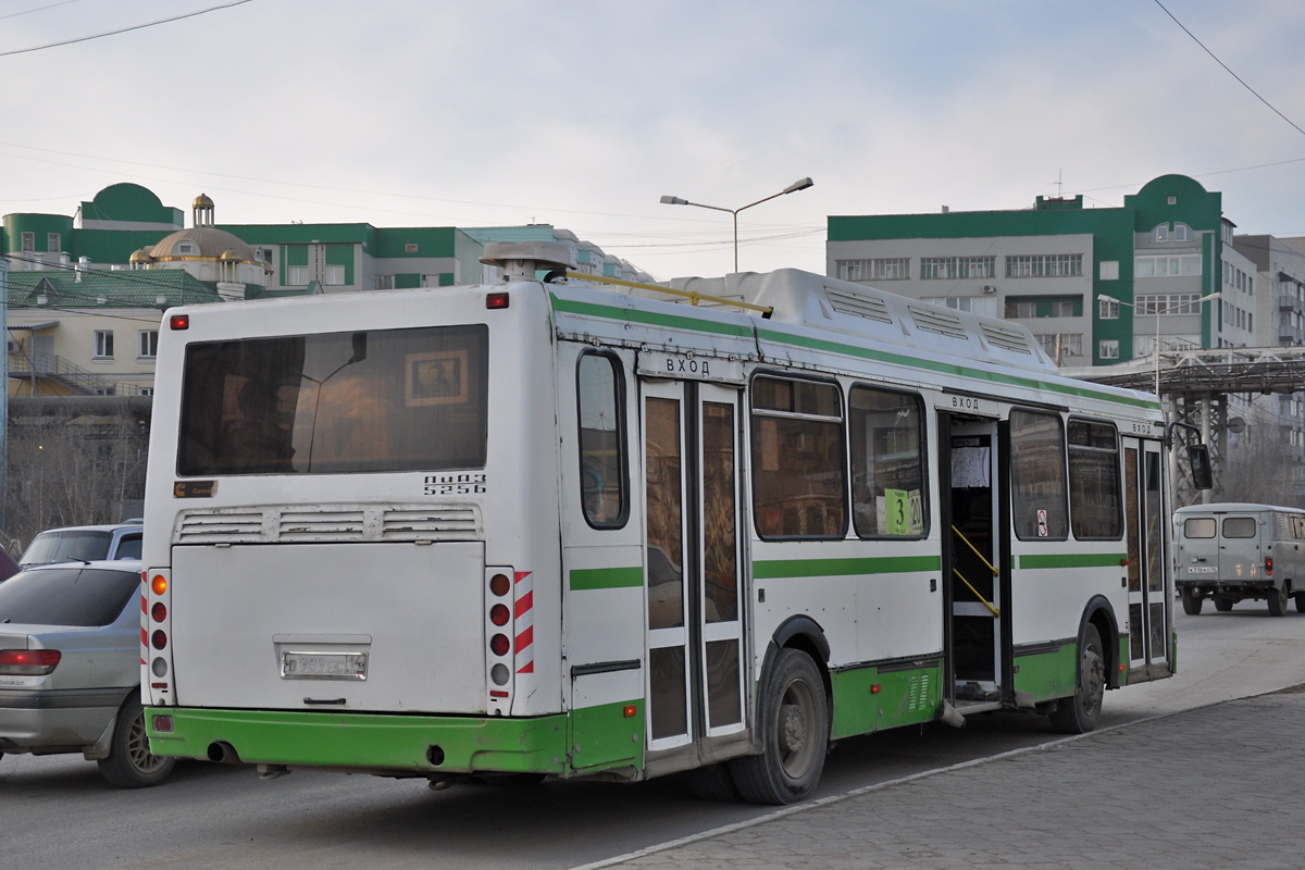 Саха (Якутия), ЛиАЗ-5256.57 № В 989 ЕС 14