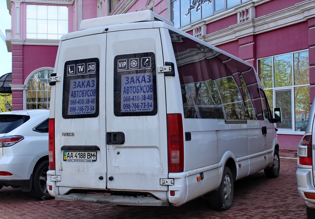 Киев, IVECO Daily 35S15 № AA 4188 BM