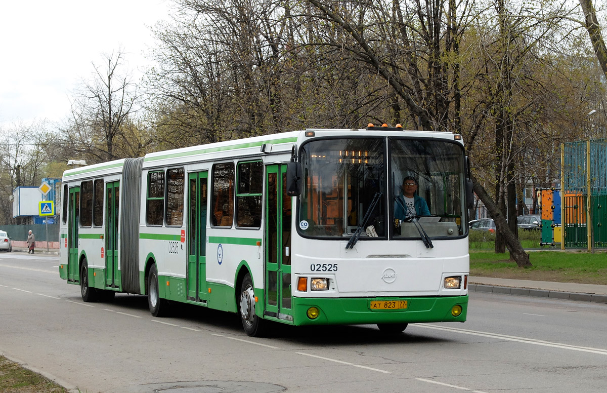 Москва, ЛиАЗ-6212.01 № 02525