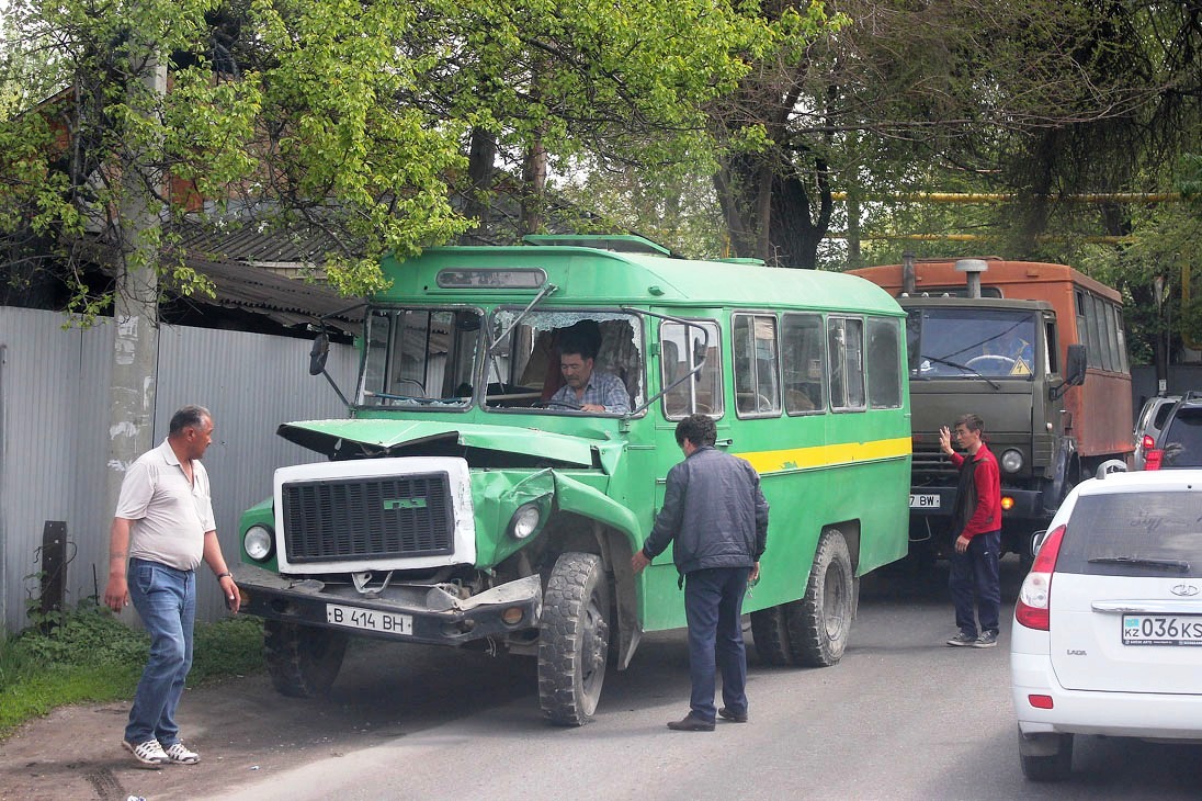 Алматинская область, ТАРЗ-3270 № B 414 BH