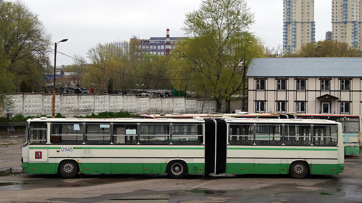 Москва, Ikarus 280.33M № 01145